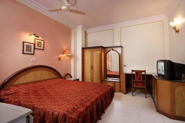 Mandakini Kanpur Exterior foto